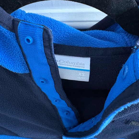 Columbia Kids Blue Fleece pull over Hoodie - Picture 2 of 3